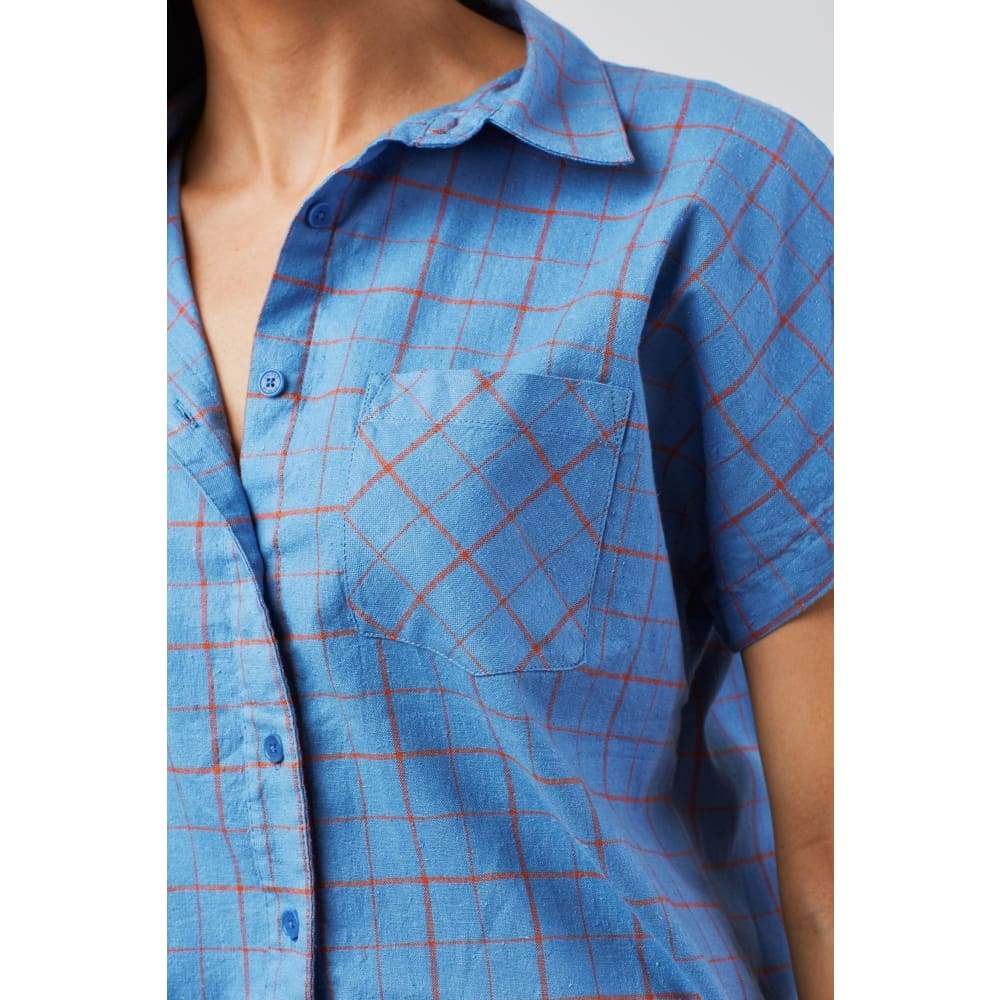 UB Landmark Button Down S/S Women - Clothing